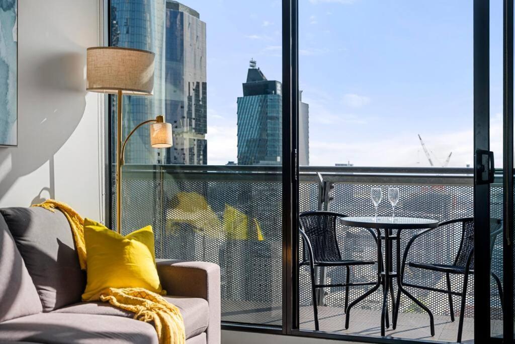 Breathtaking View - 2br In Cbd W Gym Melbourne